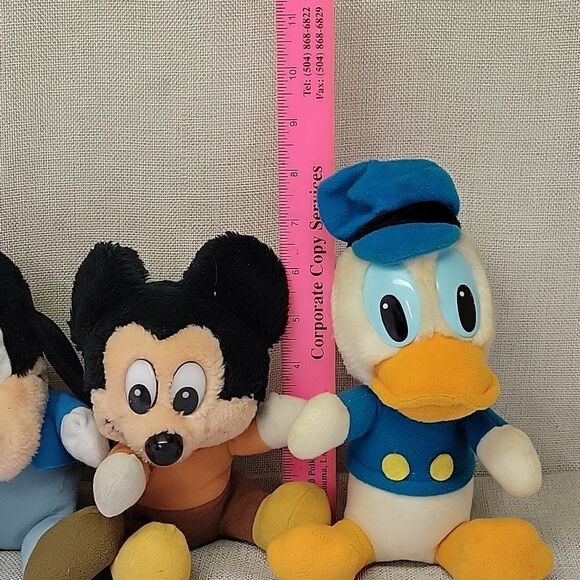 Disney Mickey Mouse, Pluto for Mickey's Christmas Carol and Donald Duck - Picture 2 of 12